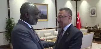 Cumhurbaşkanı Yardımcısı Oktay, Sudan Maliye Bakanı Muhammed'i kabul etti