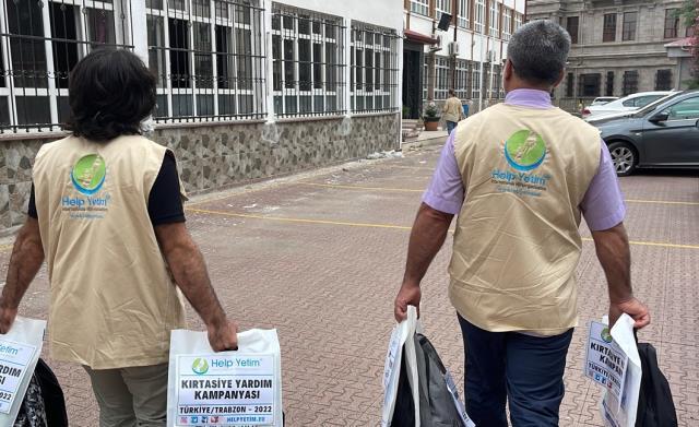 Gurbetçiler yeni eğitim-öğretim döneminde Türkiye'deki minikleri sevindirdi