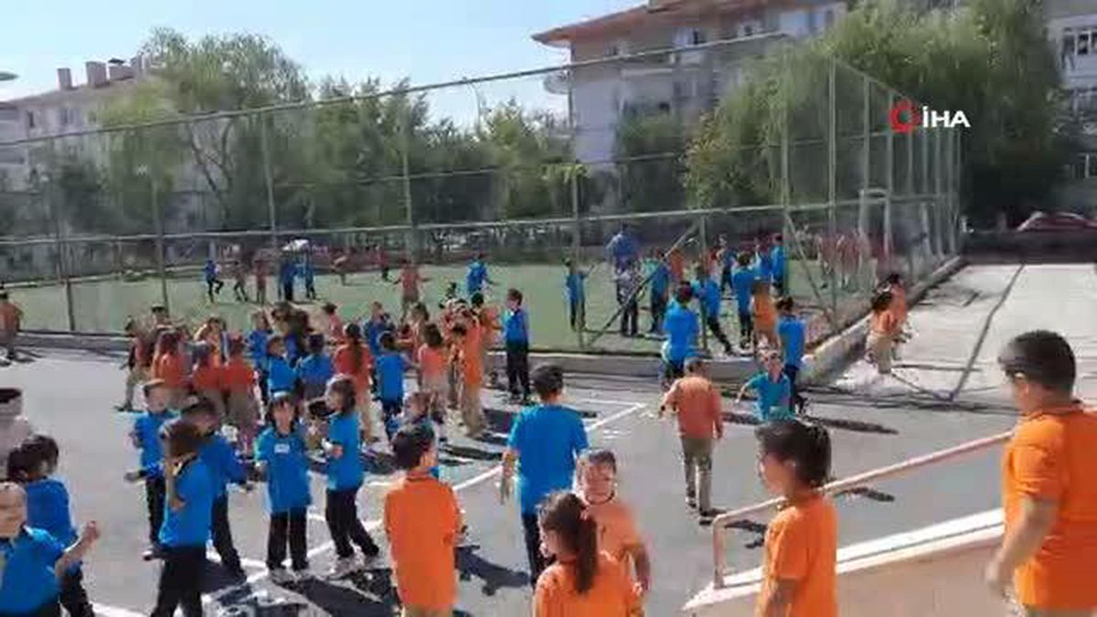 İlköğretim Haftasını oyun havasıyla kutladılar