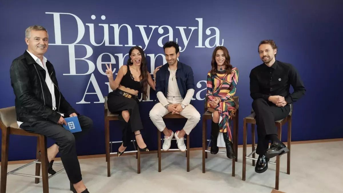 'Dünyayla Benim Aramda' dizisi yayında| Senarist Bulut: Bildiğimiz anlamda aşk geçerliliğini kaybetti