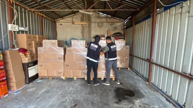 KOM, 7 ilde 'Zincir Operasyonu' başlattı! Sahte alkol üreten 178 hakkında gözaltı kararı