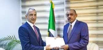 Türkiye'nin Hartum Büyükelçisi Çobanoğlu, güven mektubunu Sudan Dışişleri Bakanlığına sundu