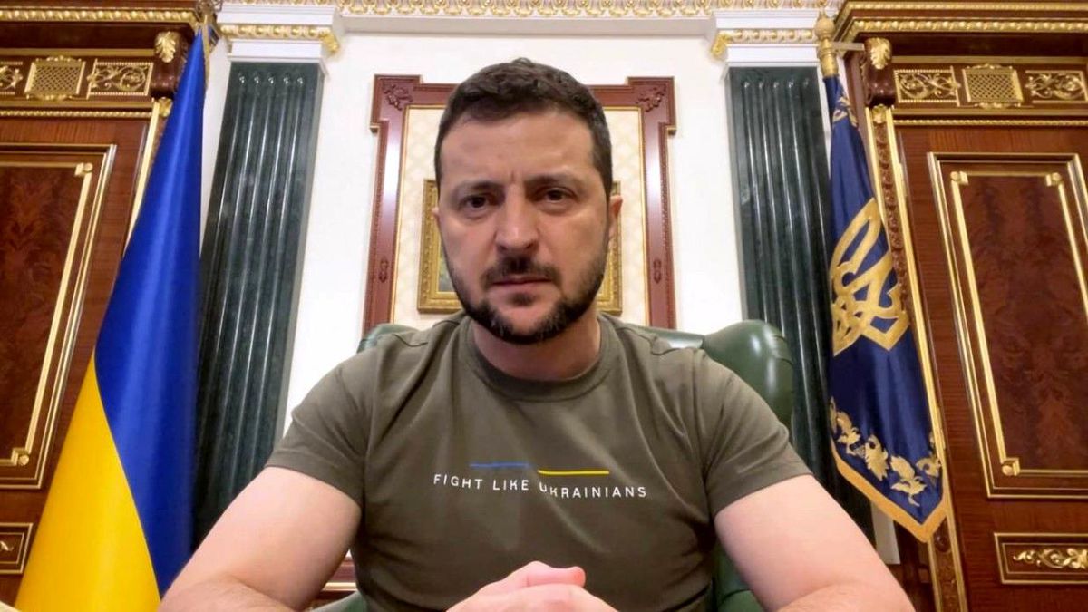 Son dakika haberi: Zelenskiy, Kiev'de trafik kazası geçirdi