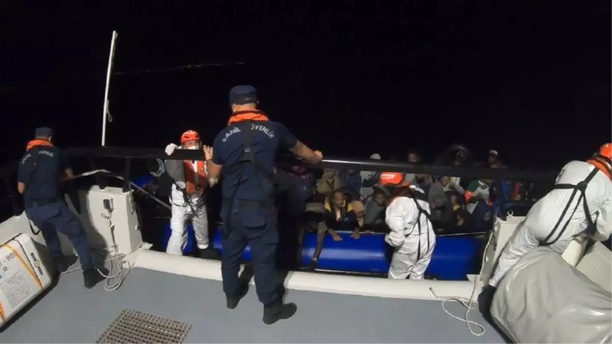 Aydın gündem haberleri: Aydın'da geri itilen 33 düzensiz göçmen kurtarıldı, 52 göçmen yakalandı