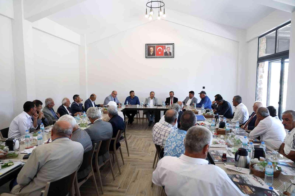 Başkan Yalçın'dan kırsala müjde üstüne müjde