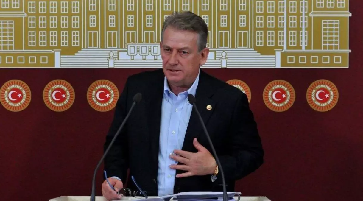 Haluk Pekşen kimdir, öldü mü, neden öldü, kaç yaşında vefat etti, hastalığı neydi? Haluk Pekşen'in hayatı ve biyografisi!
