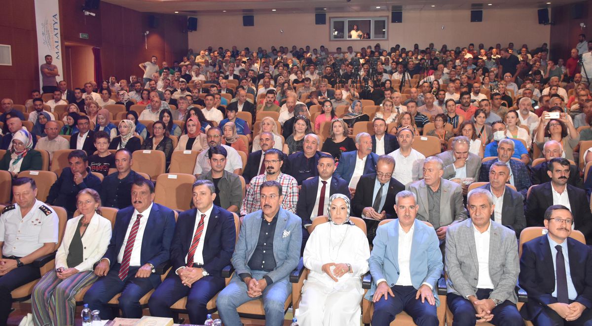 Malatya gündem: Arslantepe Höyüğü'nün UNESCO Yolculuğu Malatya'daki panelde anlatıldı