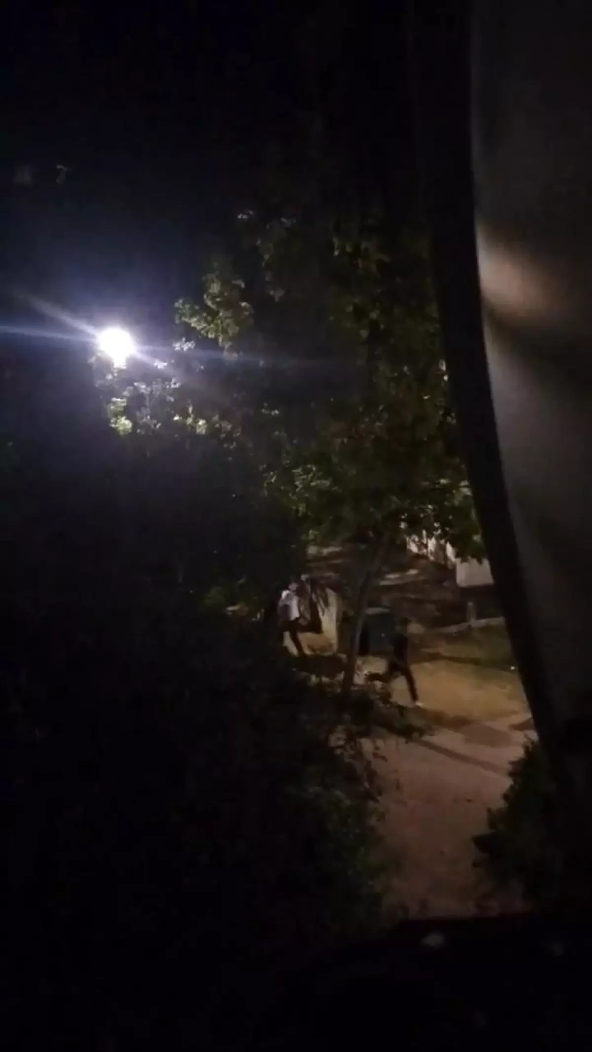 Son dakika haber... Asker eğlencesinde çıkan kavga meydan muharebesine döndü...O anlar kamerada