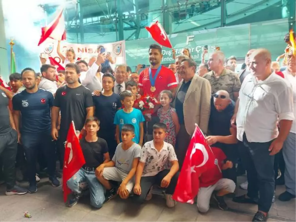 Ankara spor haberleri | Dünya şampiyonu milli güreşçi Taha Akgül, Ankara'ya geldi