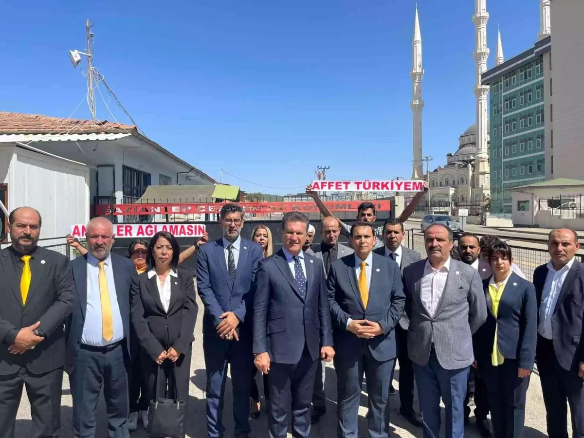 İnce'nin 'CHP işgal altında' açıklamasına Sarıgül'den sert tepki