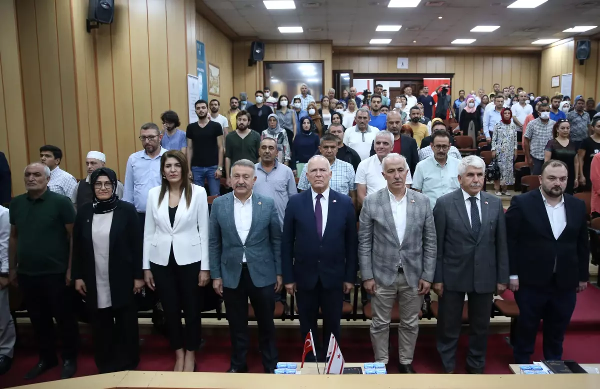 Mersin haberleri... KKTC Cumhuriyet Meclisi Başkanı Töre, Mersin'de 'Büyük Fotoğraf' konferansında konuştu