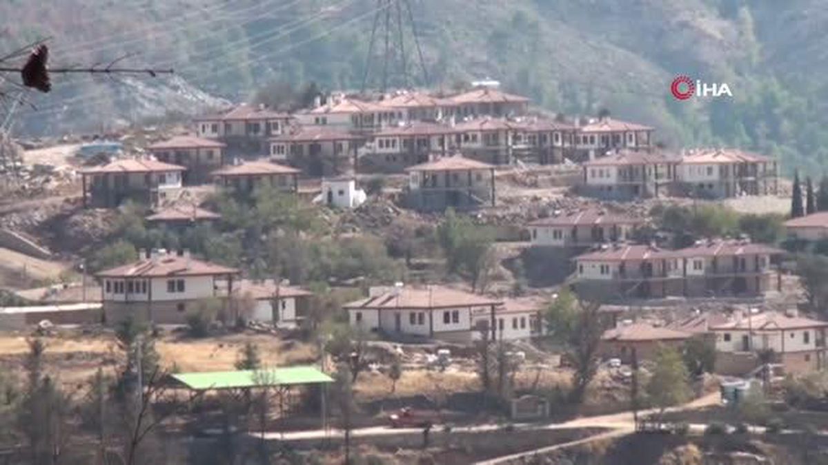 Son dakika haberleri... Orman yangını sonrası devlet adeta yeni bir köy inşa etti