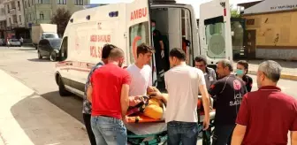 Yangın tesisatı hattı çekerken metrelerce yükseklikteki merdivenlerden yere çakıldılar