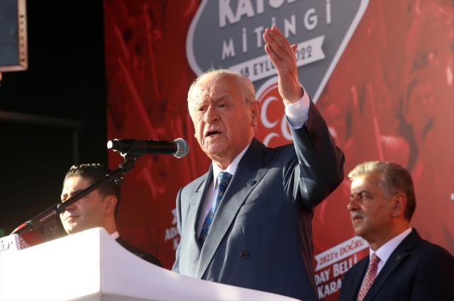 Bahçeli'den Vahdettin'i eleştiren Tunç Soyer'e sert sözler: Ne öğrenmişse zalim babasından öğrenmiştir