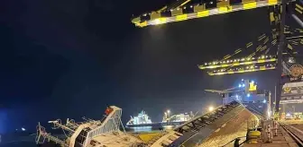 Hatay gündem haberleri... İskenderun'da limanda su alan konteyner gemisi battı