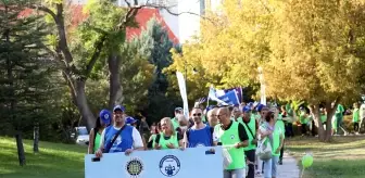 Lenfoma hastaları ile yakınları farkındalık yürüyüşünde bir araya geldi