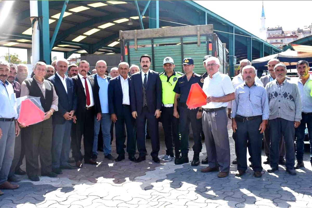Son dakika haber: Traktörler kazalarını önlemek için çiftçilere eğitim verildi