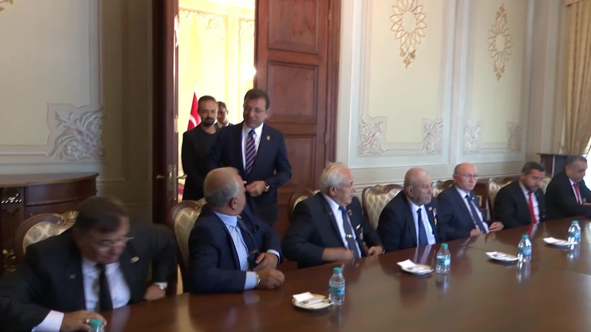 Adana gündem: Gazilerden İmamoğlu'na: 'Bütün Gazilerimizin Evlerine Kadar Kapılarının Çalınıp Halinin Hatrının Sorulması Anlamlı Hale Geldi'