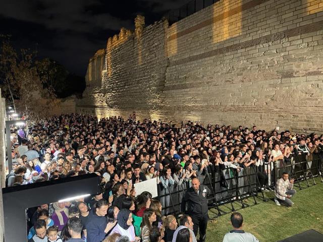 İmamoğlu, tarihi surları 'Neydi/Ne Oldu' notuyla paylaştı, kısa sürede 40 bin beğeni aldı