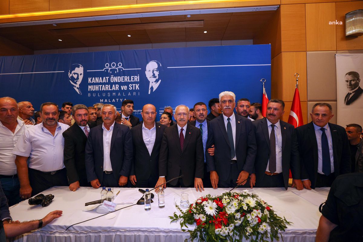 Malatya haberi: Kılıçdaroğlu, Malatya'da Kanaat Önderleri Toplantısına Katıldı