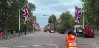 Son dakika haber: Kraliçe 2. Elizabeth'in cenaze töreni - Halk törenin yapılacağı alana akın etti