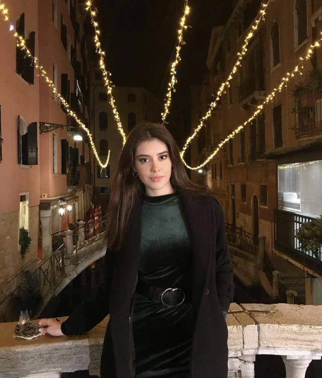 Miss Turkey Nursena Say kimdir? Nursena Say kaç yaşında, nereli? Miss Turkey Nursena Say Instagram hesabı!