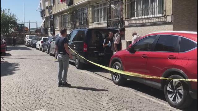 Son Dakika! Fatih'te 2 polis, durdurdukları araçtaki şüpheliler tarafından silahla vuruldu