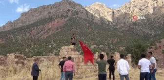 Son dakika haberleri | Acılar ilk günkü gibi taze... PKK'lı teröristlerin katlettiği çocuk ve hamile kadınların olduğu 12 kişi için anma töreni düzenlendi
