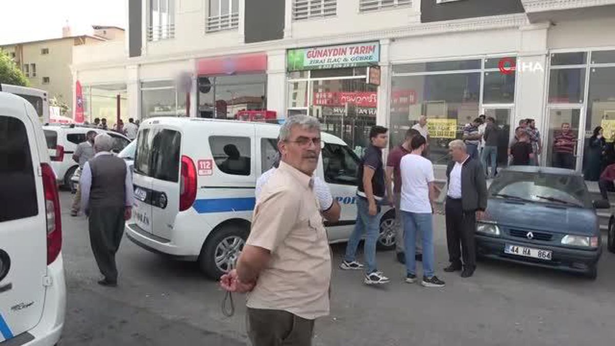 'Avrupa'ya gönderiyorlar' yalanını duyan mülteciler oraya koştu