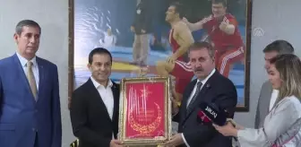 BBP Genel Başkanı Destici'den Türkiye Güreş Federasyonuna ziyaret