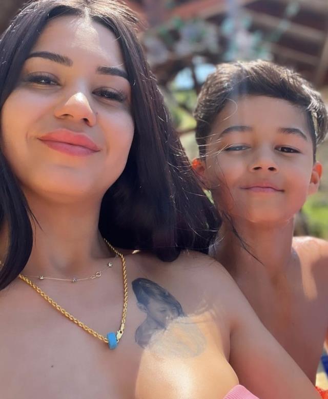 Gelin Evi Burcu kimdir? Gelin Evi Burcu Aslan kaç yaşında, nereli? Gelin Evi Burcu Instagram hesabı ne? Burcu Aslan TikTok!