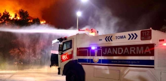Son dakika gündem: Jandarma'nın TOMA'ları yangına müdahale ediyor