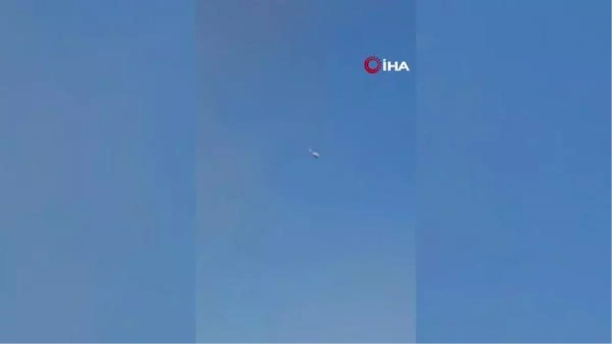 Aydın haberi | Kuşadası'nda metruk bina yanarak küle döndü