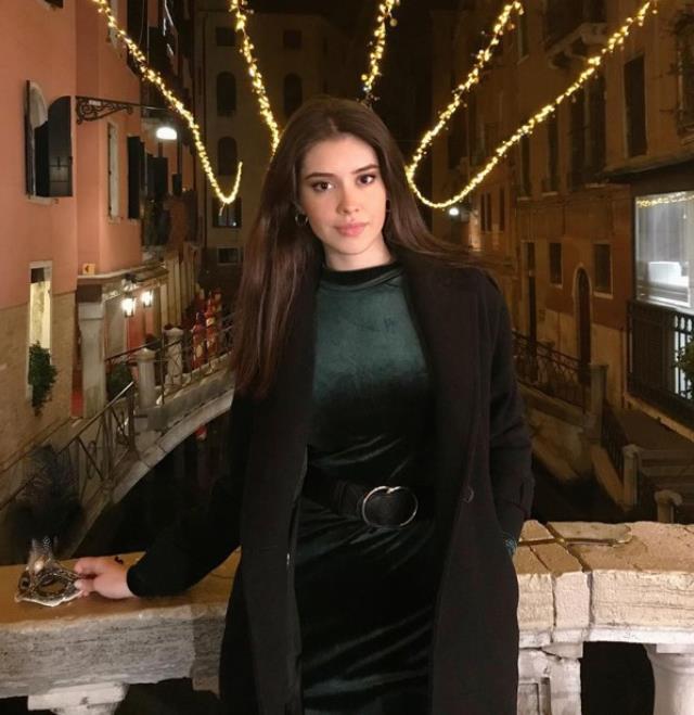 Miss Turkey 2022 birincisi Nursena Say, pozlarıyla adından söz ettirdi