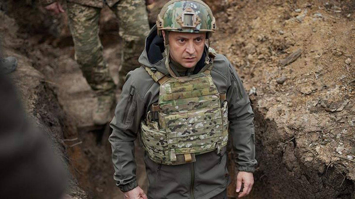 Rusya'ya desteğiyle bilinen Belarus, askeri birimlerine savaş durumuna geçme talimatı verdi