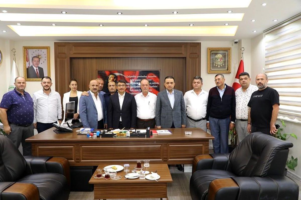 Başkan Çelik ve AK Parti'li Baybatur Taşıyıcılar Kooperatifiyle buluştu