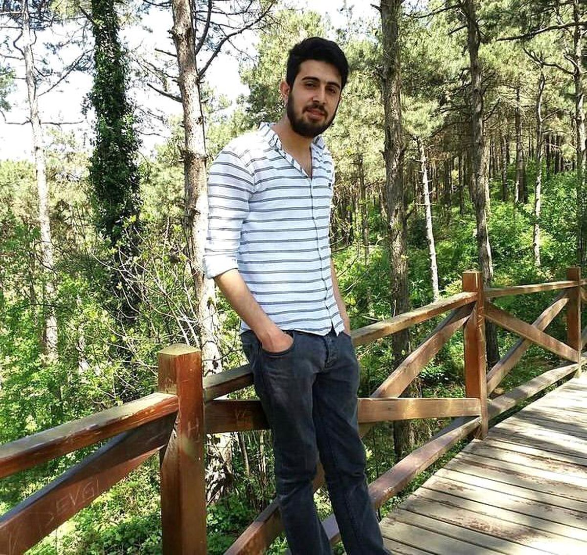 Kardeşi için endişelenip balkona çıktı, husumetlisinin silahından çıkan kurşunla can verdi