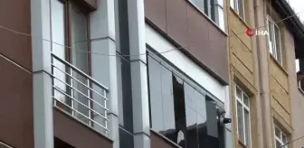 Son dakika haberi! Esenler'de dehşet...Balkondayken husumetlisinin silahından çıkan kurşunun hedefi oldu