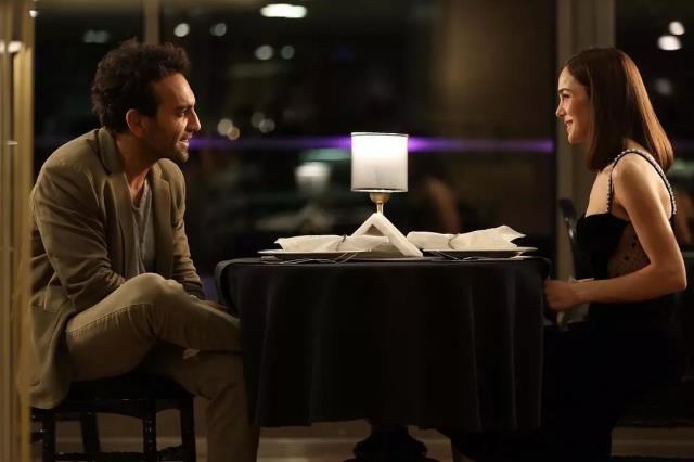 Hafsanur Sancaktutan'ın kendini tatmin ettiği sahne Dünyayla Benim Aramda dizisine damga vurdu