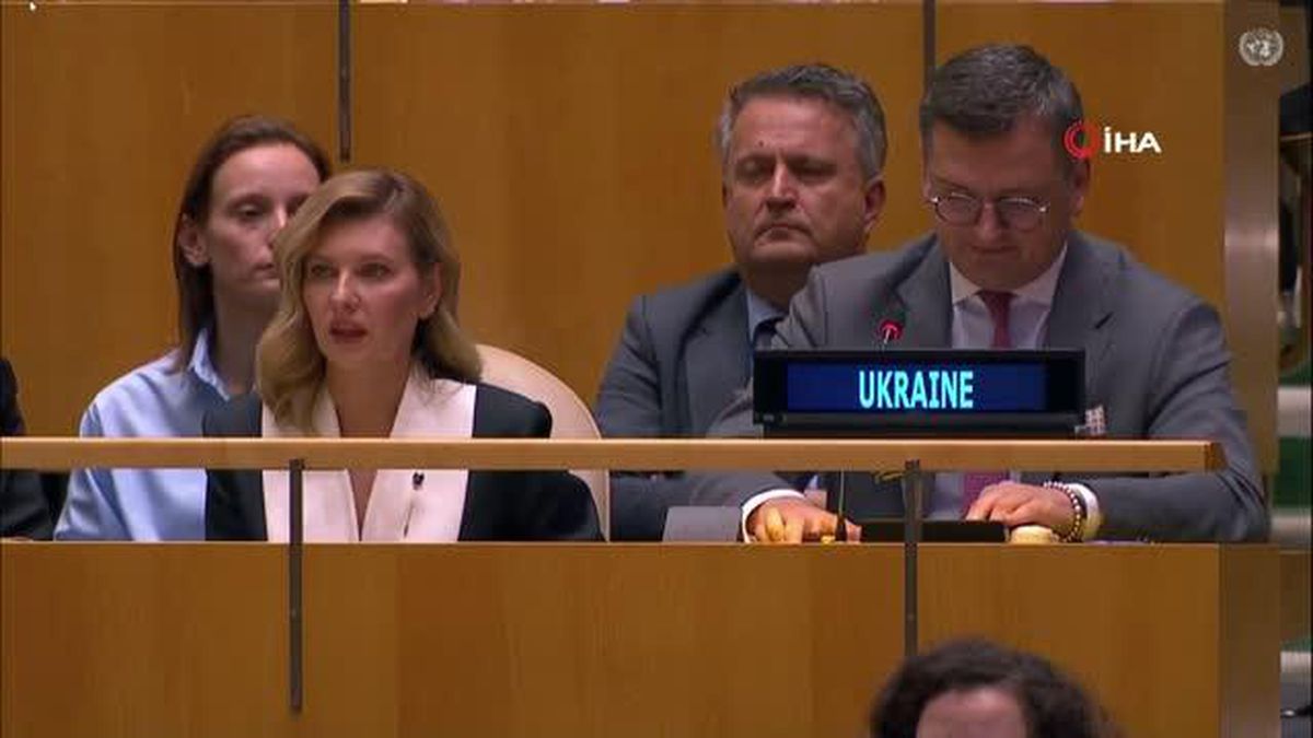 Ukrayna Devlet Başkanı Vladimir Zelenskiy: 'Rusya'nın elinden veto hakkı alınmalı''Savaştan kaçınmak için 88 görüşme yapıldı'