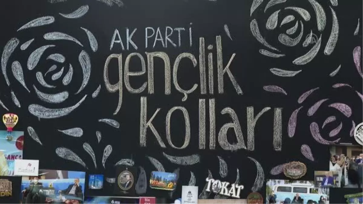 AK Parti Gençlik Kolları, 'İlk oyum Erdoğan'a, ilk oyum AK Parti'ye' kampanyasına hazırlanıyor