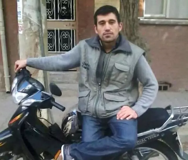 Çatıdan sarkıttığı iple evine girmek istedi, canından oldu