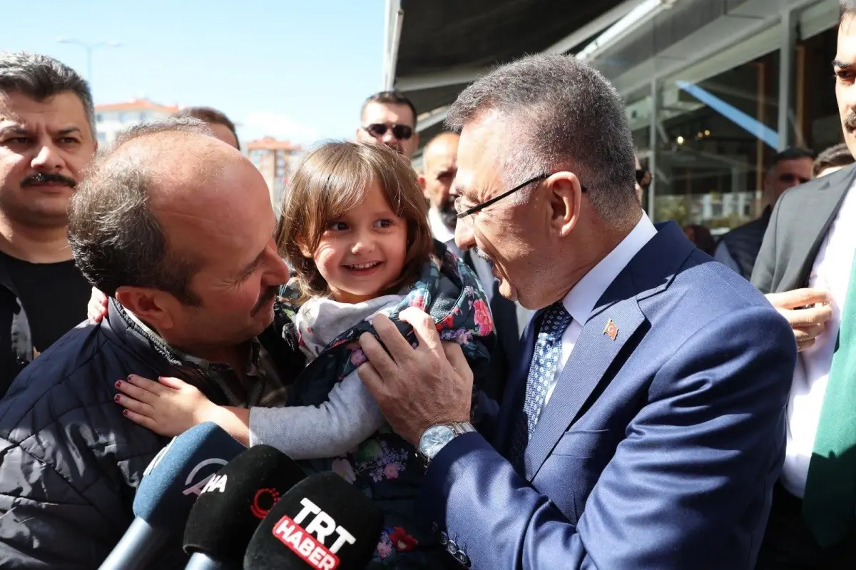 Son Dakika | Oktay: 'Önümüzde 2023 var ve ciddi bir karar vereceğiz'