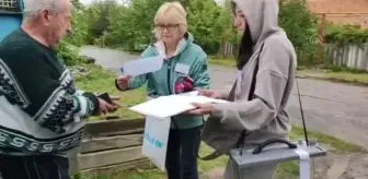 Ukrayna'da ayrılıkçı bölgelerde Rusya'ya katılmak için referandum düzenleniyor