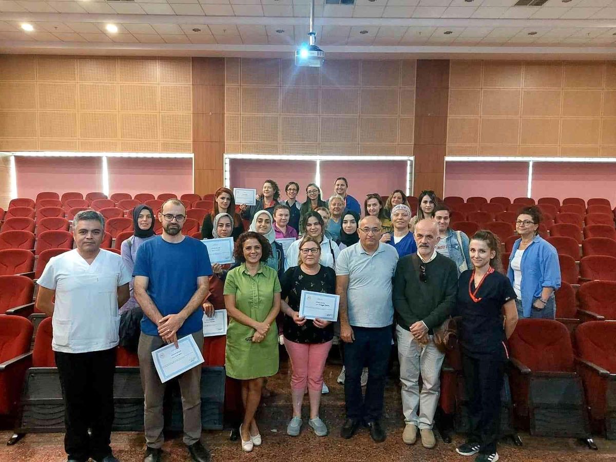 Aydın haber! Aydın'da 'Anne Sütü ve Danışmanlık Uygulama Eğitimi' verildi