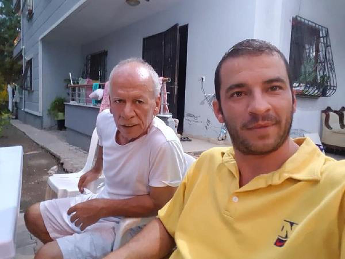 Sahte içki içen baba oğul zehirlenerek hayatını kaybetti