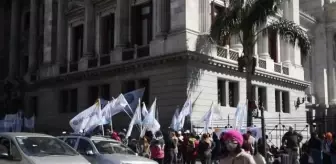 BUENOS AİRES - Arjantin Cumhurbaşkanı Yardımcısı Fernandez'in destekçileri gösteri düzenledi