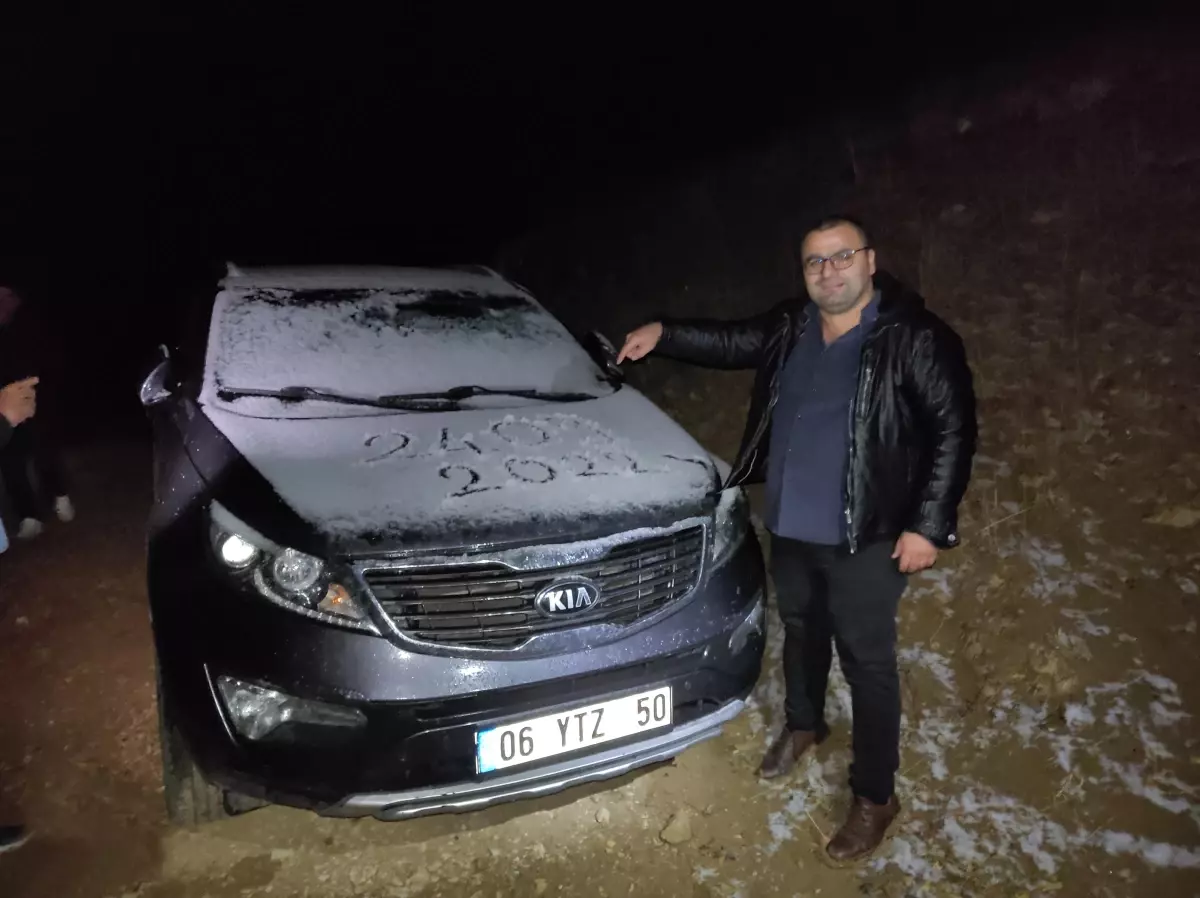 Erzurum haberleri | Erzurum'un yüksek kesimlerine mevsimin ilk karı yağdı