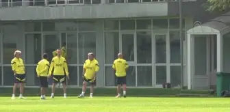 Fenerbahçe'de Beşiktaş maçının hazırlıkları sürüyor