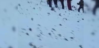 Ağrı gündem haberi... Kosovalı dağcılar Ağrı Dağı'nda tipiye rağmen zirveye ulaştı